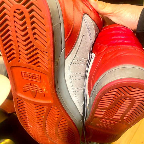 NEW out of box Adidas High Top sneakers-Men size 13. - Picture 3 of 3